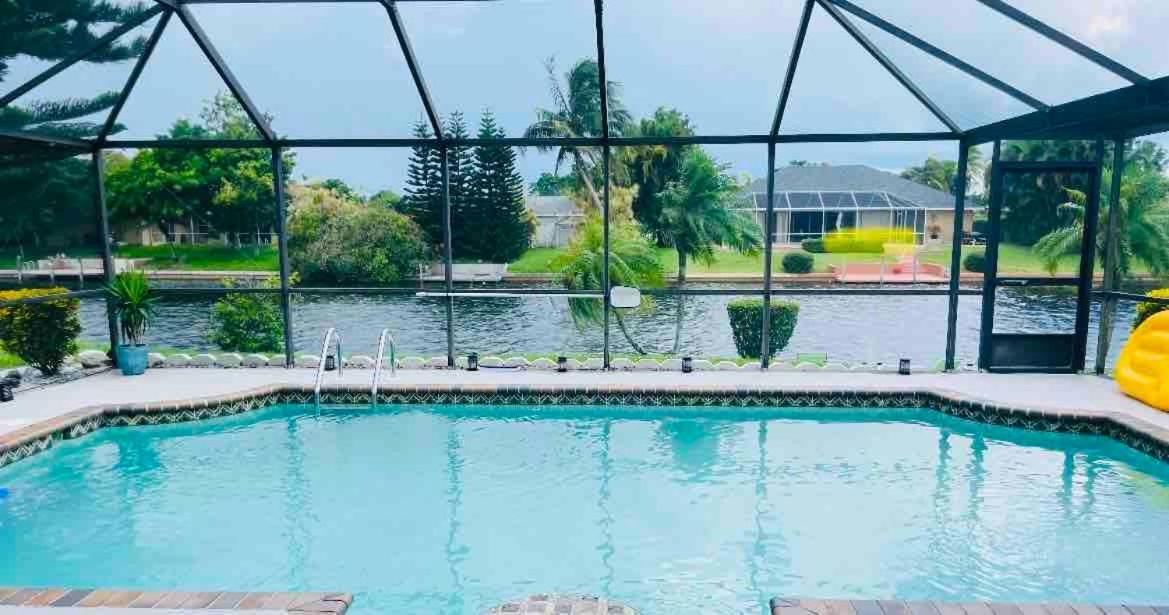 Hidden Secret Waterfront Retreat Βίλα Κέιπ Κόραλ Εξωτερικό φωτογραφία