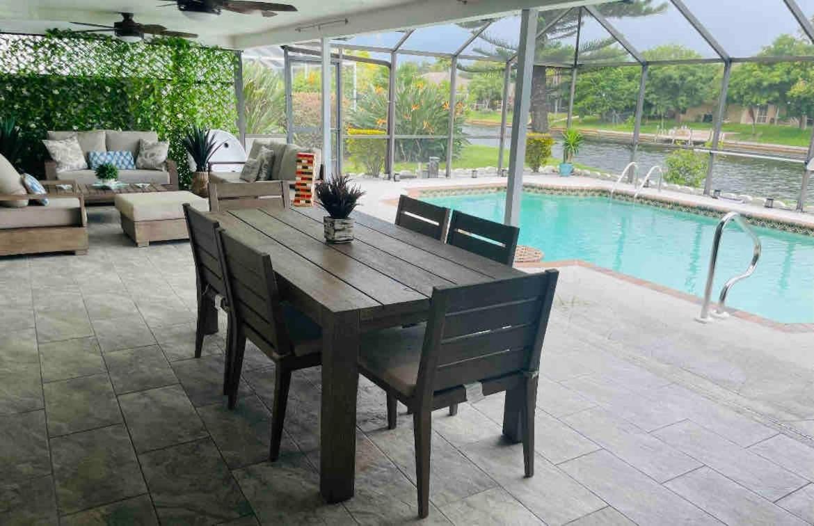 Hidden Secret Waterfront Retreat Βίλα Κέιπ Κόραλ Εξωτερικό φωτογραφία
