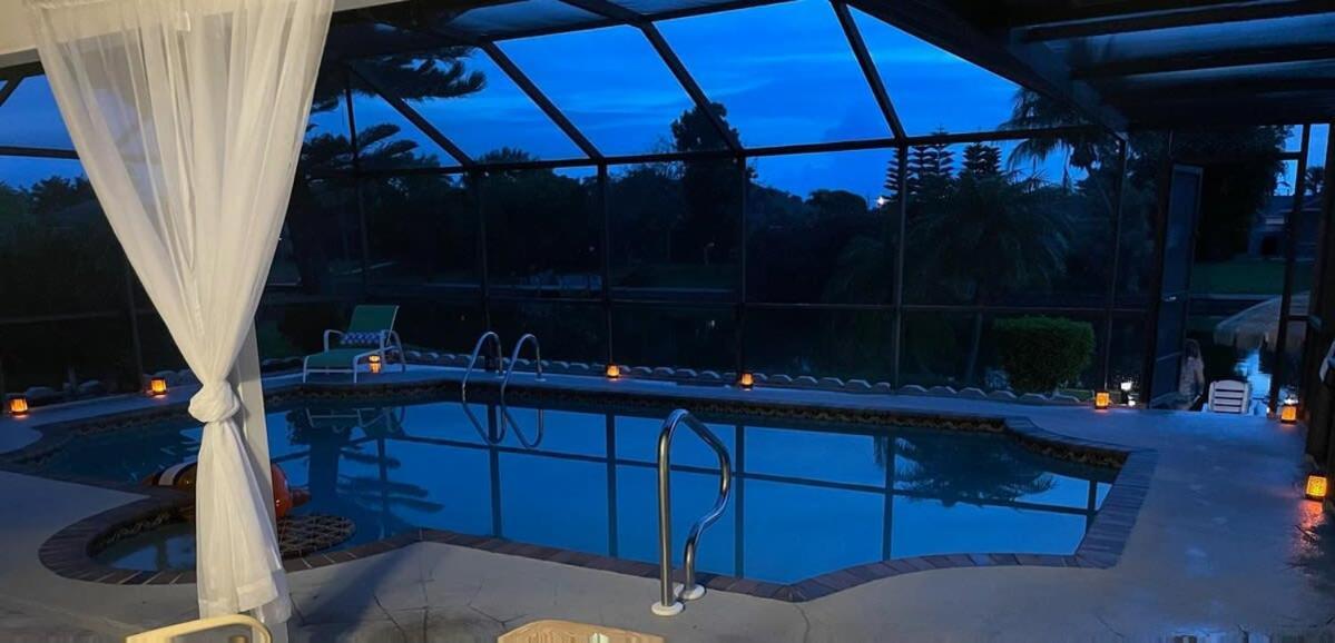 Hidden Secret Waterfront Retreat Βίλα Κέιπ Κόραλ Εξωτερικό φωτογραφία