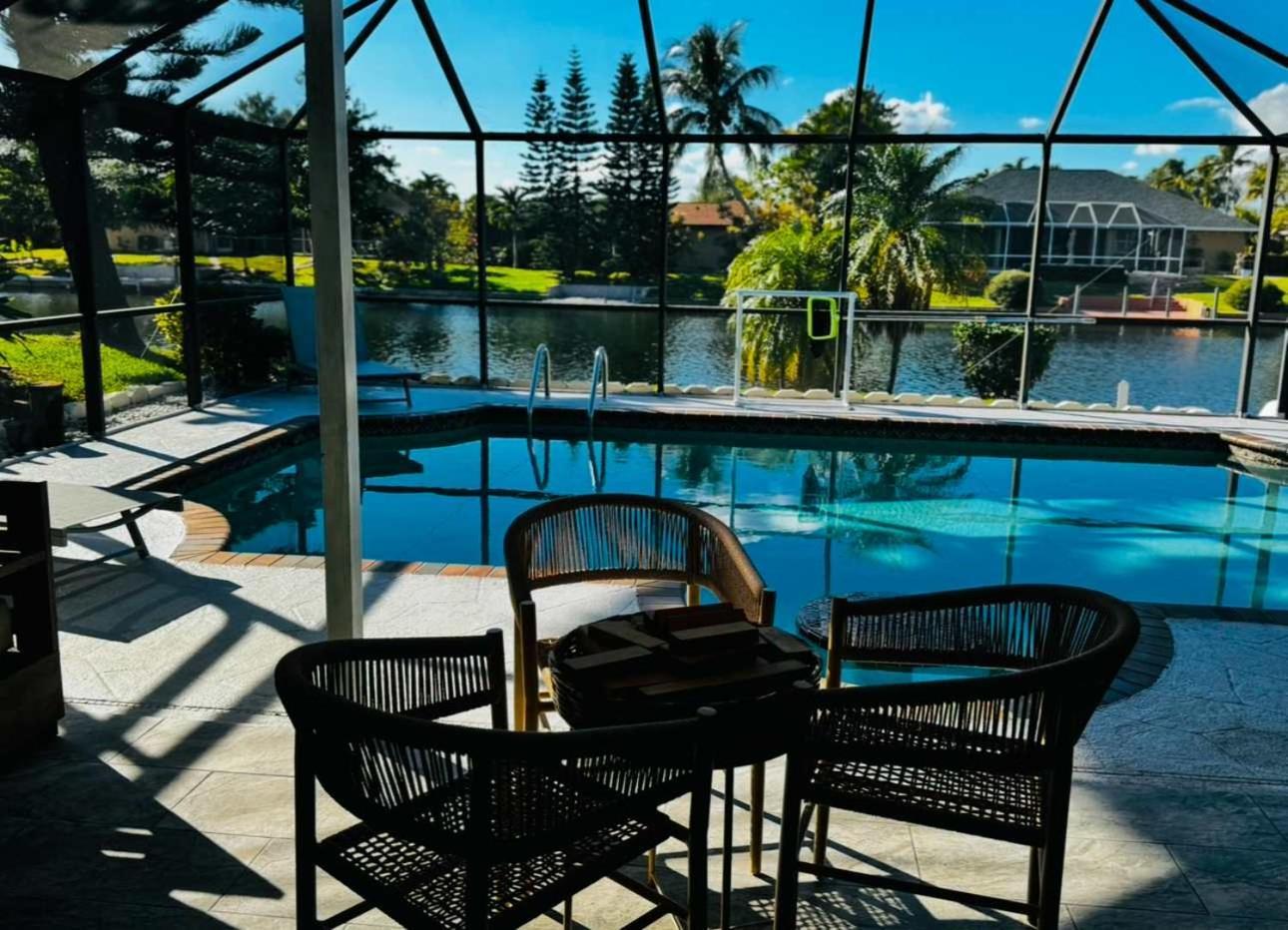 Hidden Secret Waterfront Retreat Βίλα Κέιπ Κόραλ Εξωτερικό φωτογραφία