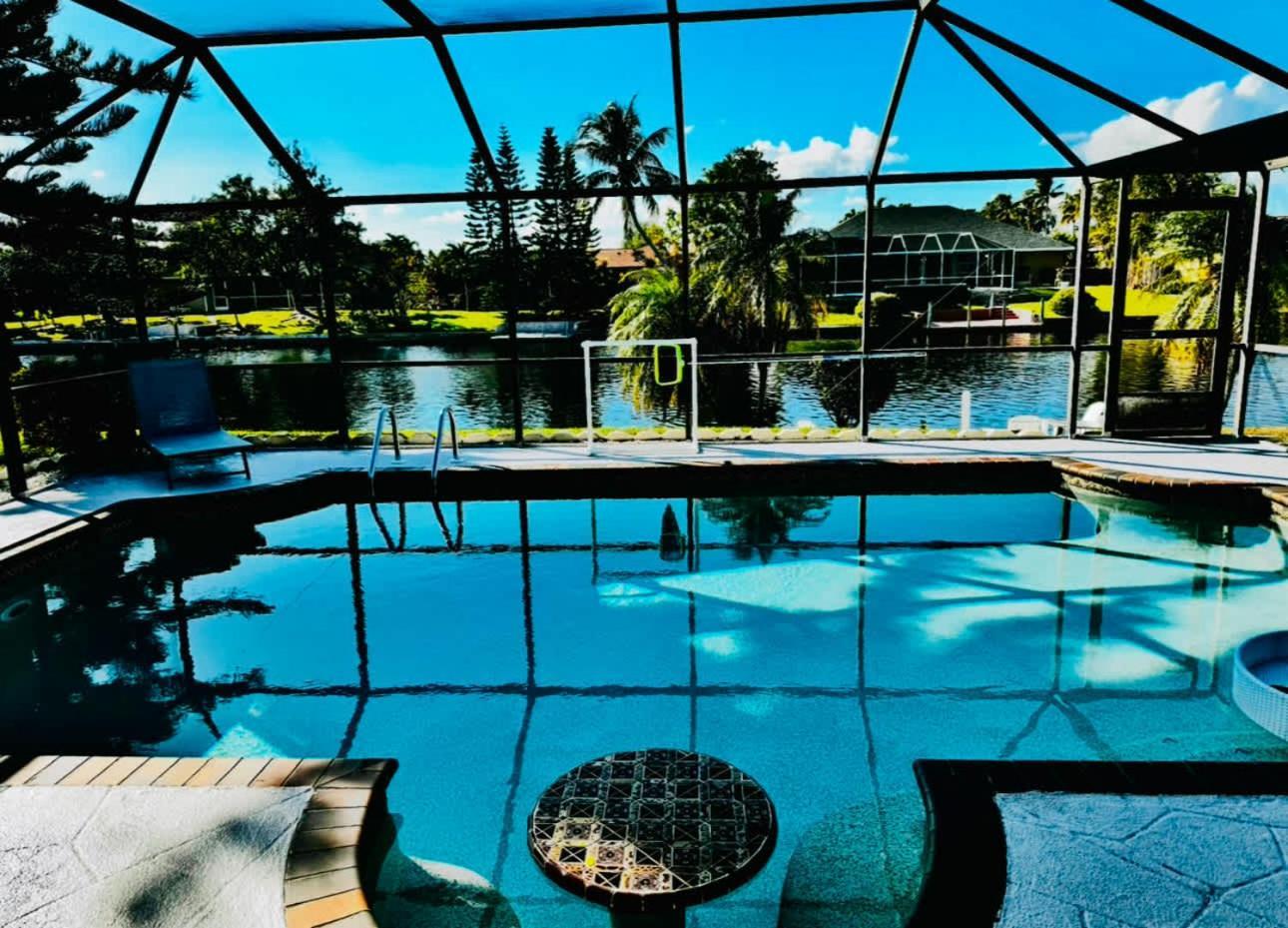 Hidden Secret Waterfront Retreat Βίλα Κέιπ Κόραλ Εξωτερικό φωτογραφία